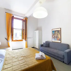 3* Couette-café Melody House